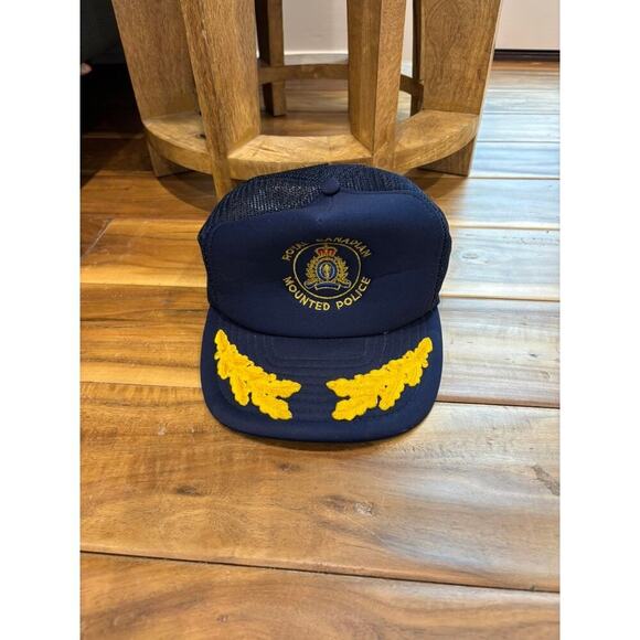 Vintage Royal Canadian Mounted Police Baseball Snap Back Cap M/L - Picture 2 of 6